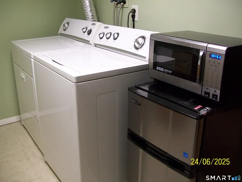 Beacon Falls Single Family Photo 14