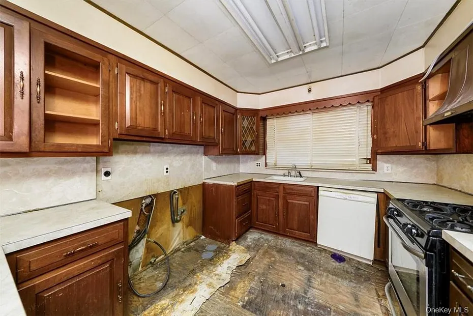 150 Park Hill Avenue Photo 5