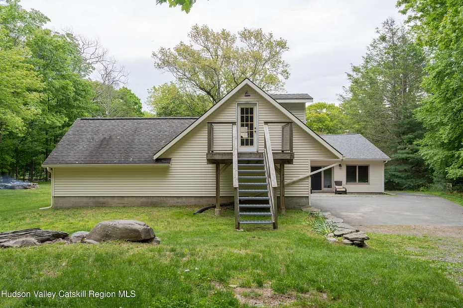 57 Anderson Road Photo 33