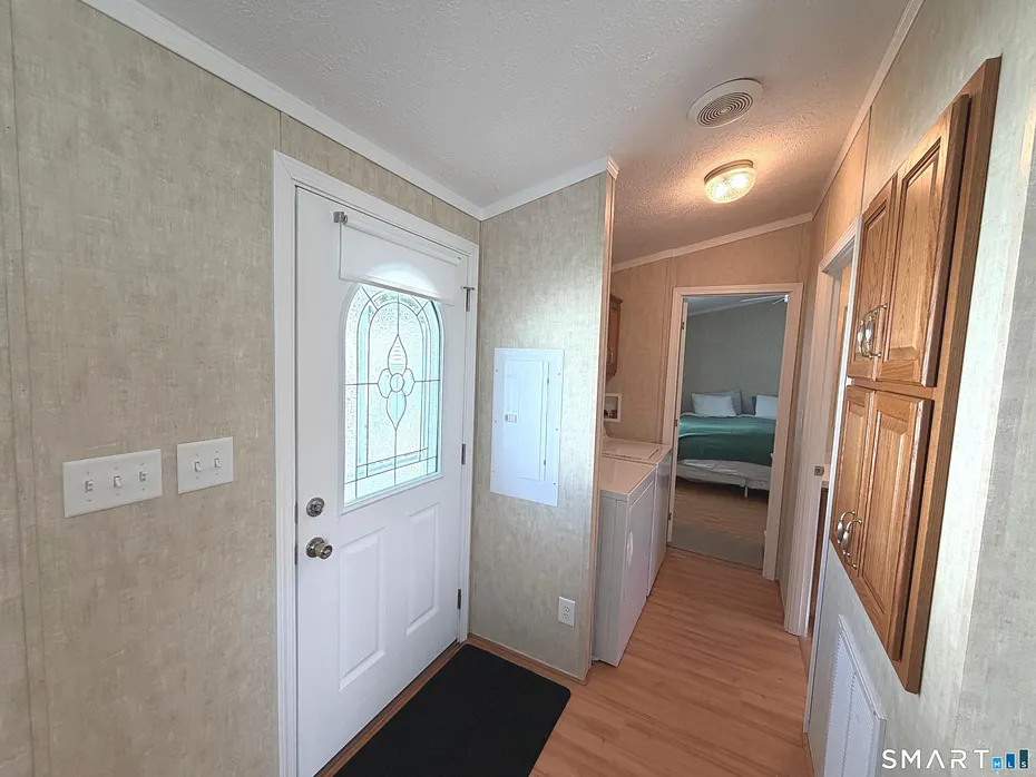 50 Linden Avenue North Photo 8