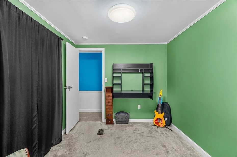 464 Gardiner Road #103 Photo 20