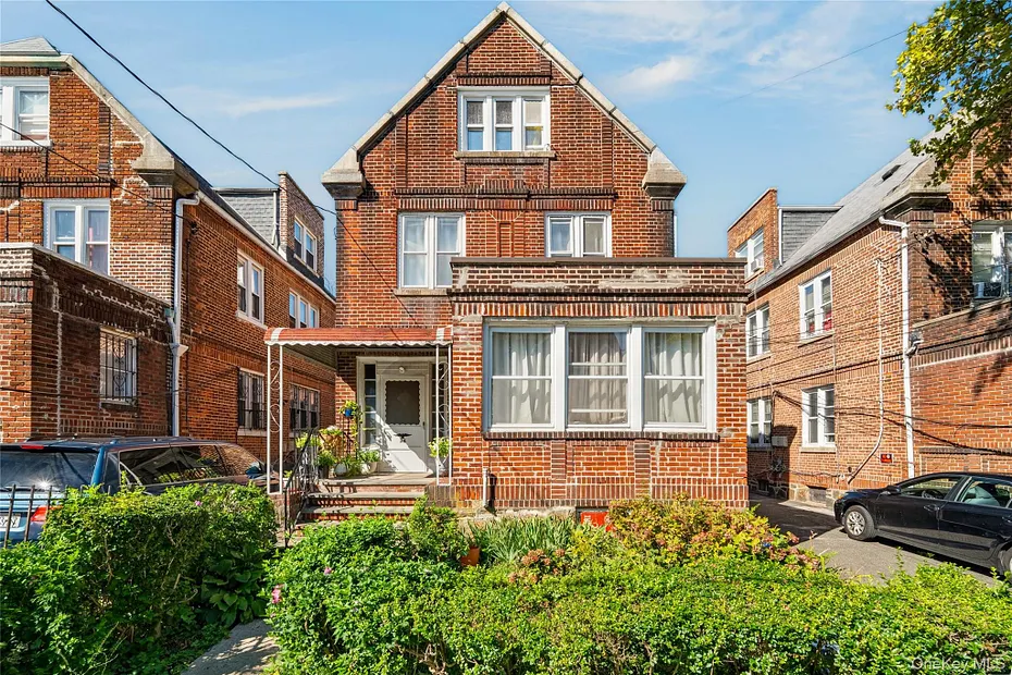 36 S 8th Avenue Photo 1