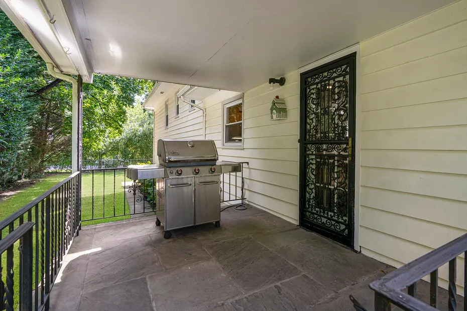 30 Antler Place Photo 42