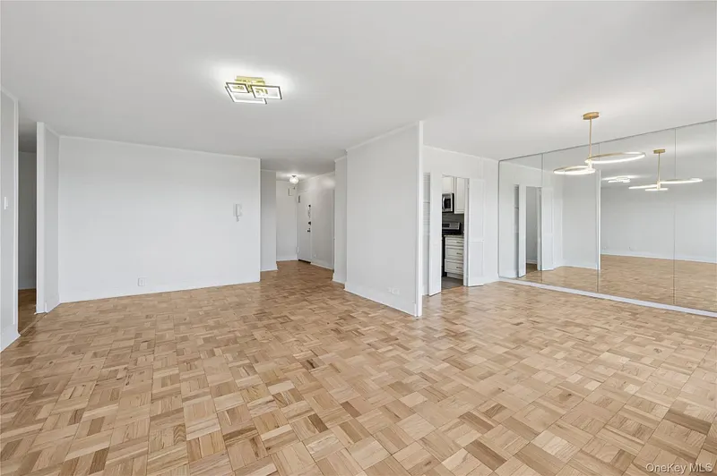 2500 Johnson Avenue  #15N Photo 5