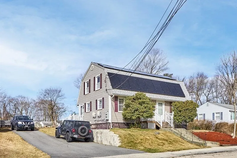 11 Waterman Rd Photo 4