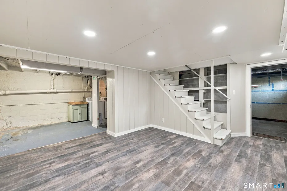 15 Ashland Avenue Photo 24
