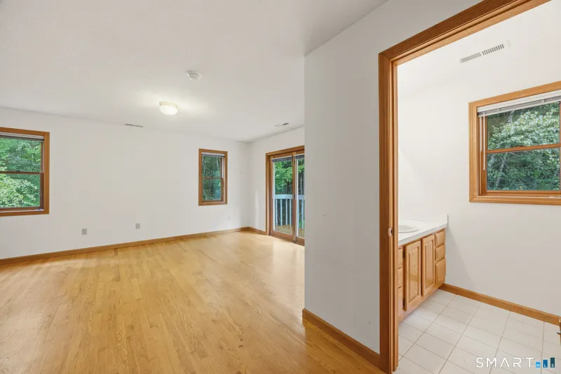 8 Margaret Terrace Photo 27