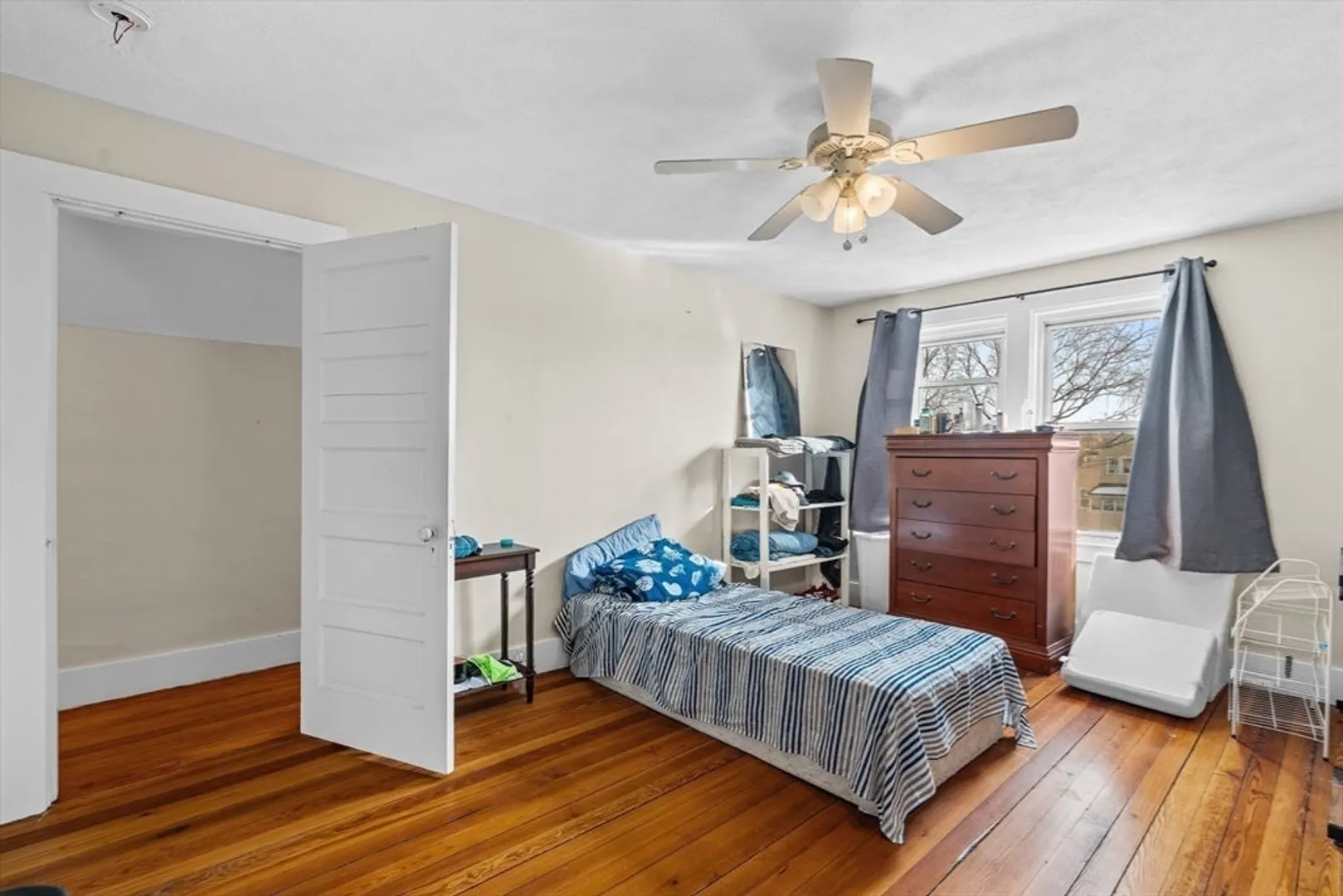 150 Oakland St Photo 23