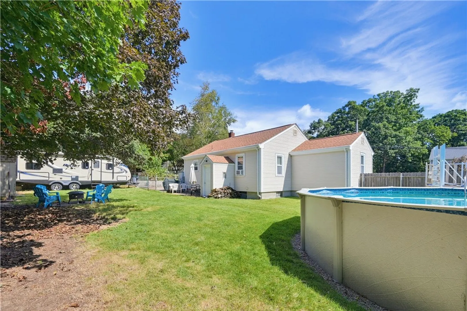 63 Taft Street Photo 6