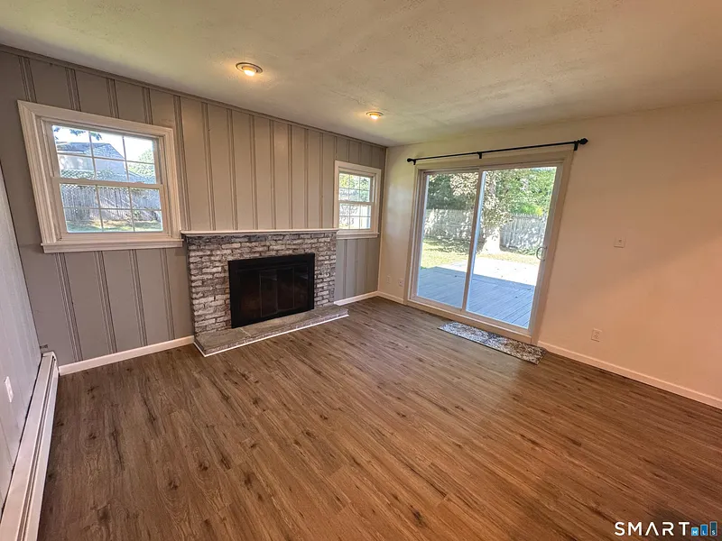 77 Curtis Road Photo 10