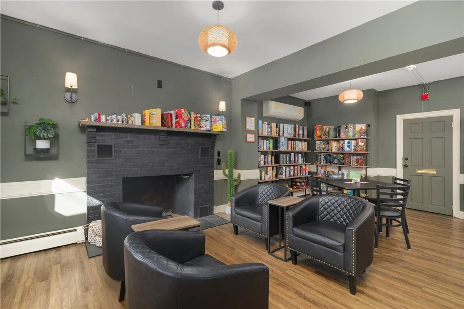 681 Providence Street Photo 26