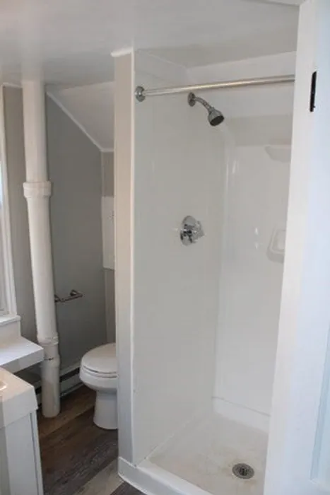 1060-1062 Washington St  #3 Photo 9