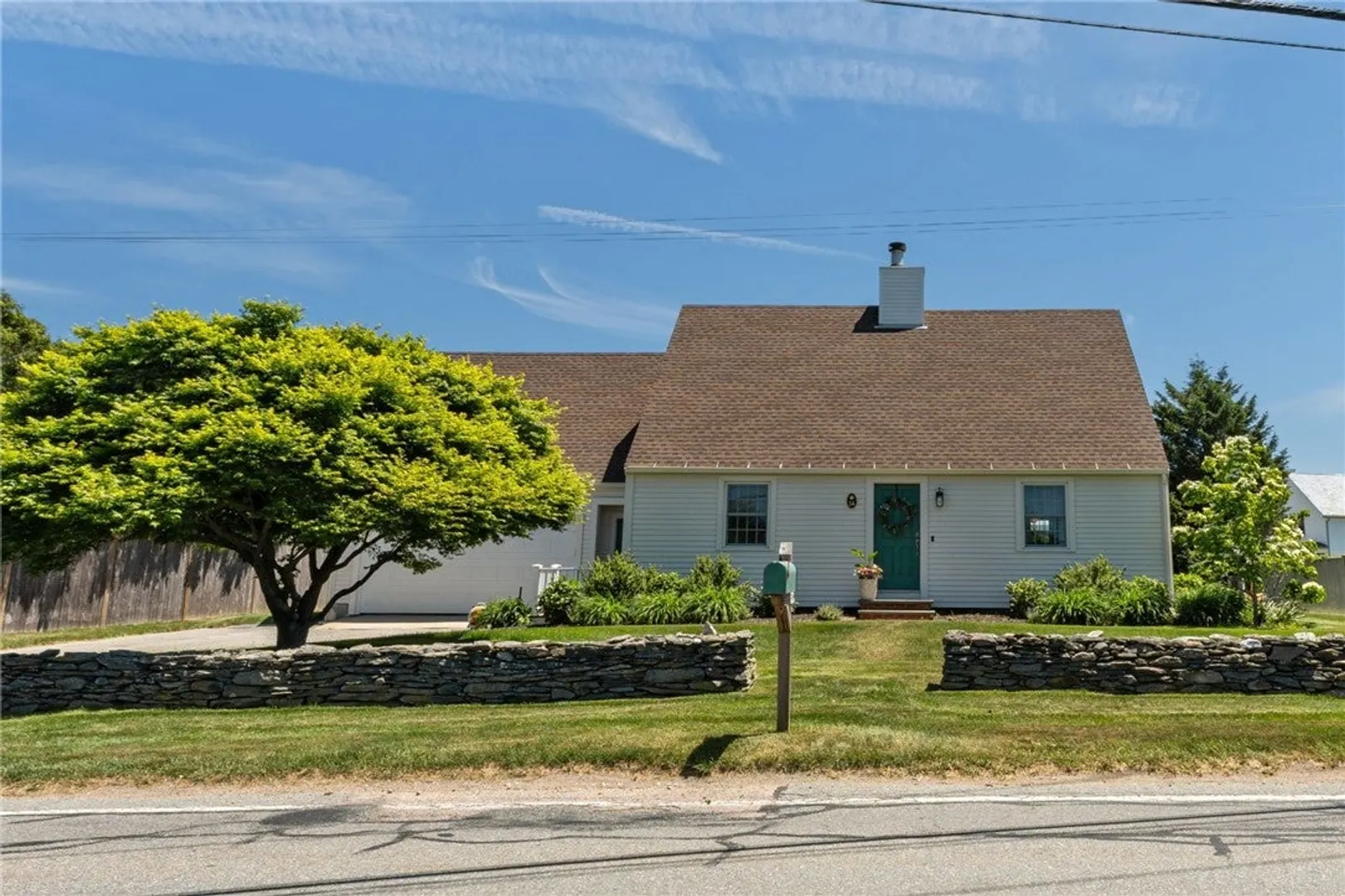 14 Wolcott Avenue Photo 3