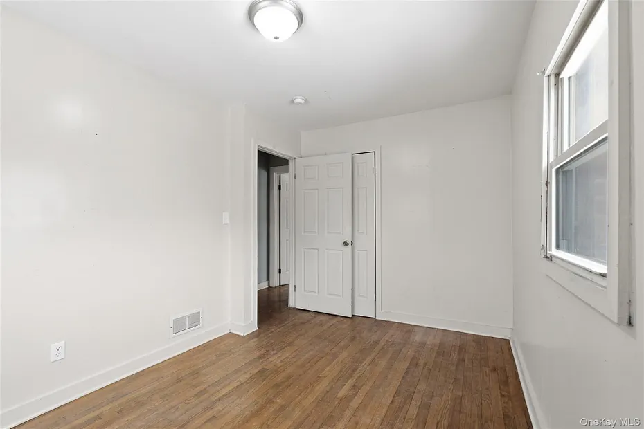28 Wileman Avenue Photo 13