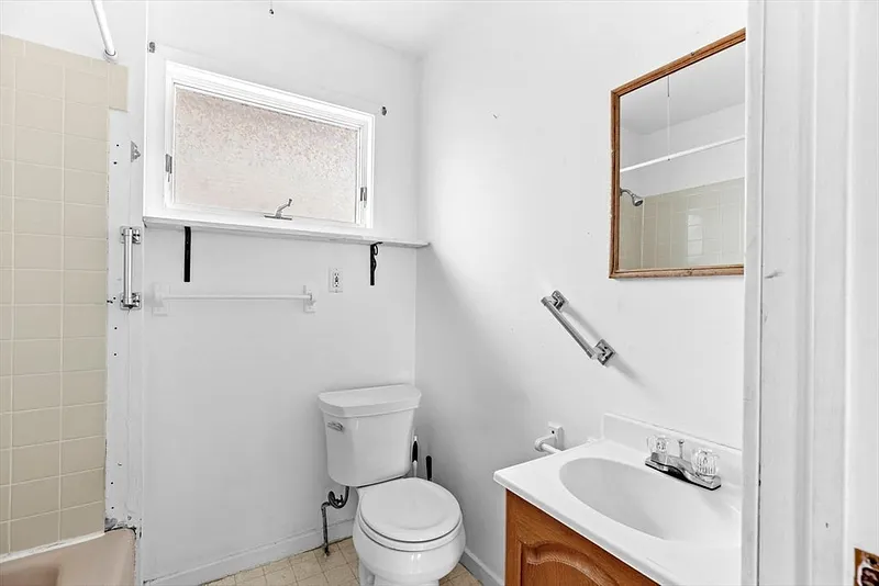 12 Fairmount Way Photo 10