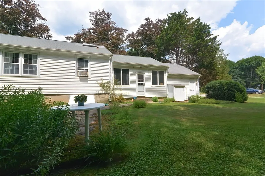 142 Bacon Street Photo 27