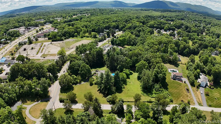 12 Tuscany Drive  #8-12 Photo 3