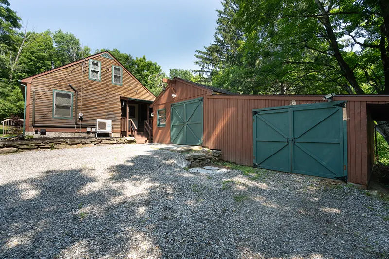 288 Bedlam Road Photo 10