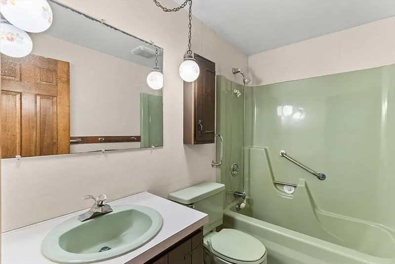15 Hillside Dr Photo 22