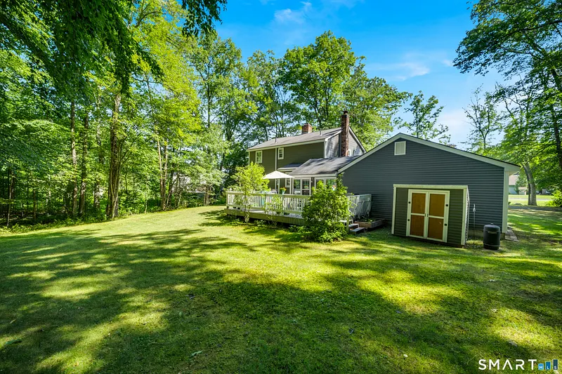 Suffield Single Family Photo 8