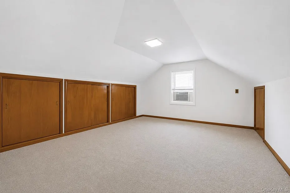 206 Midland Avenue Photo 17