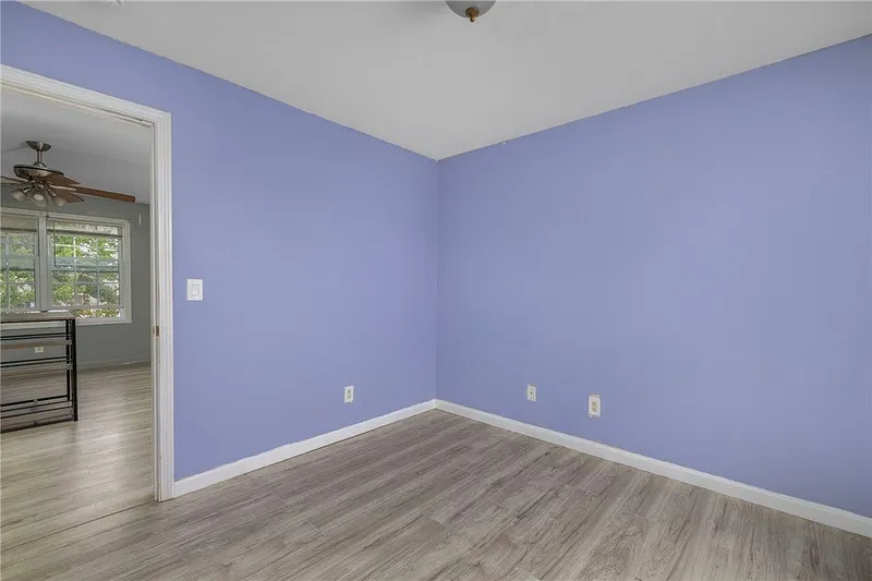 22 Aiken Street Photo 12
