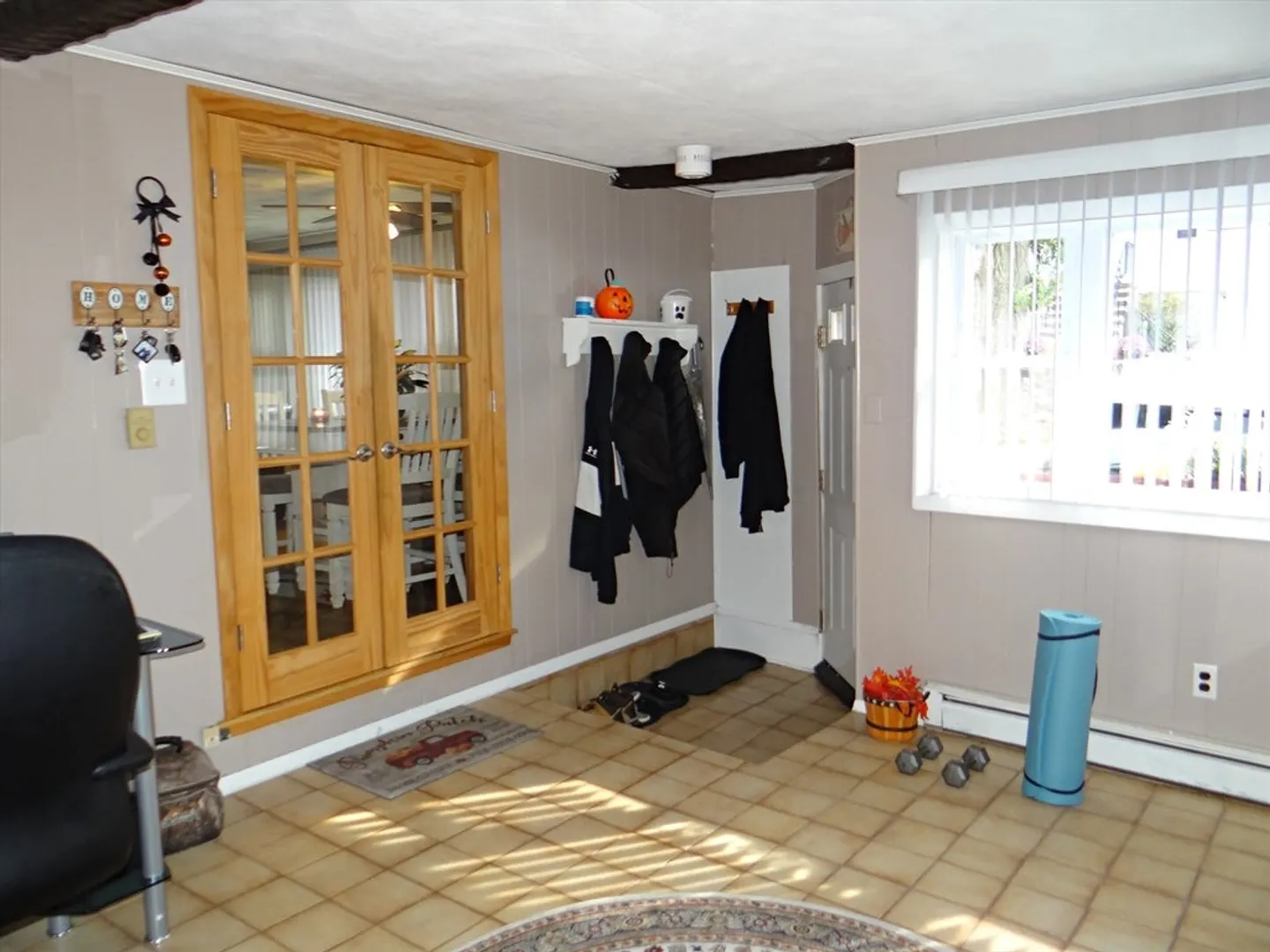 25 Marshall Ave Photo 11
