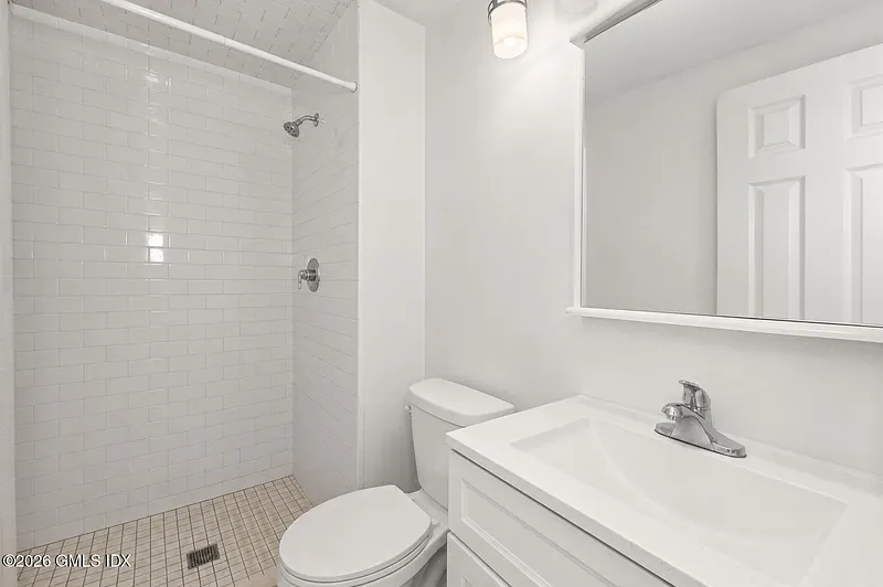 177 Davis Avenue 2 Photo 16