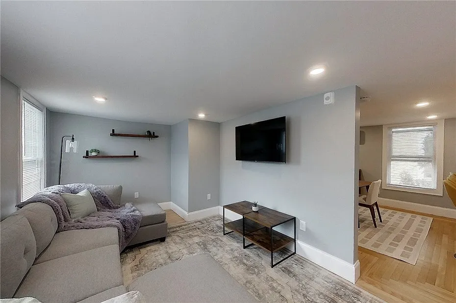 382 Spring Street  #2 Photo 8
