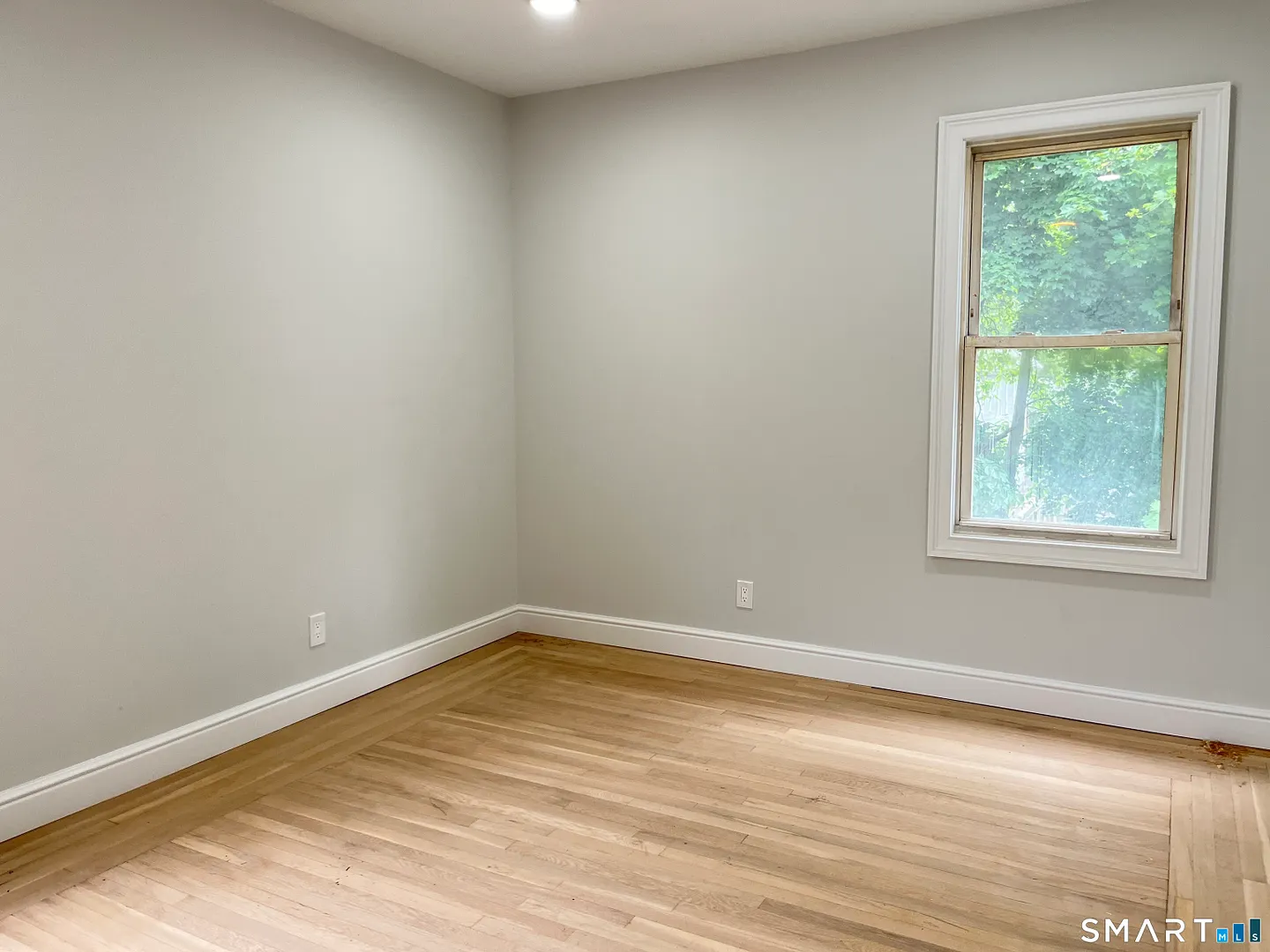 82 Howard Avenue  #82-2L Photo 8