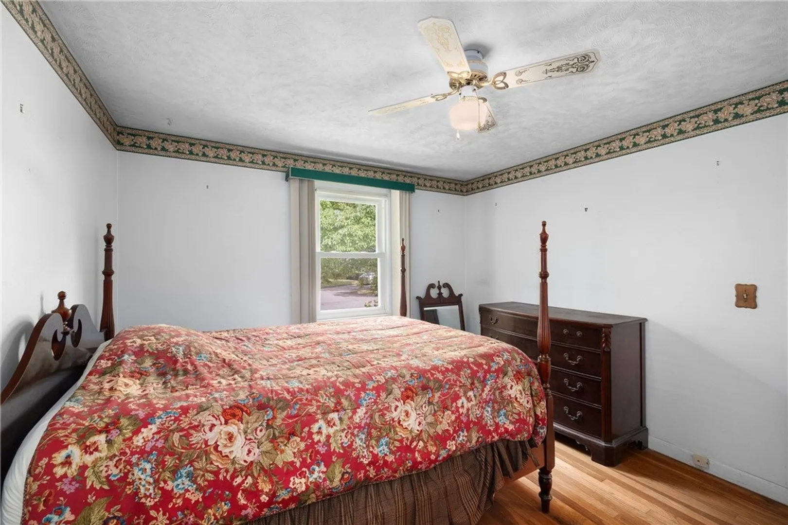 108 Longfellow Drive Photo 21