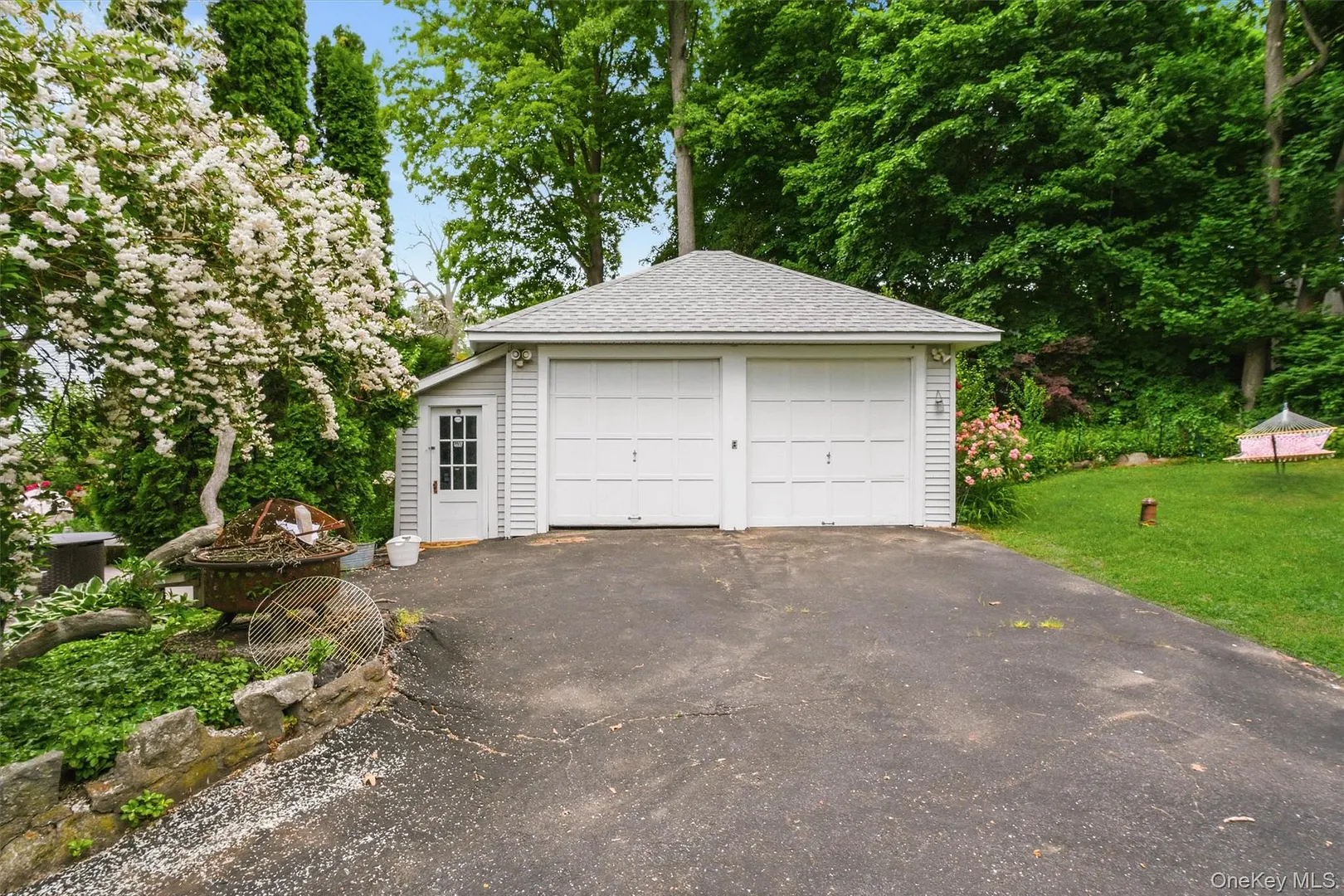 24 Tamarack Road Photo 27
