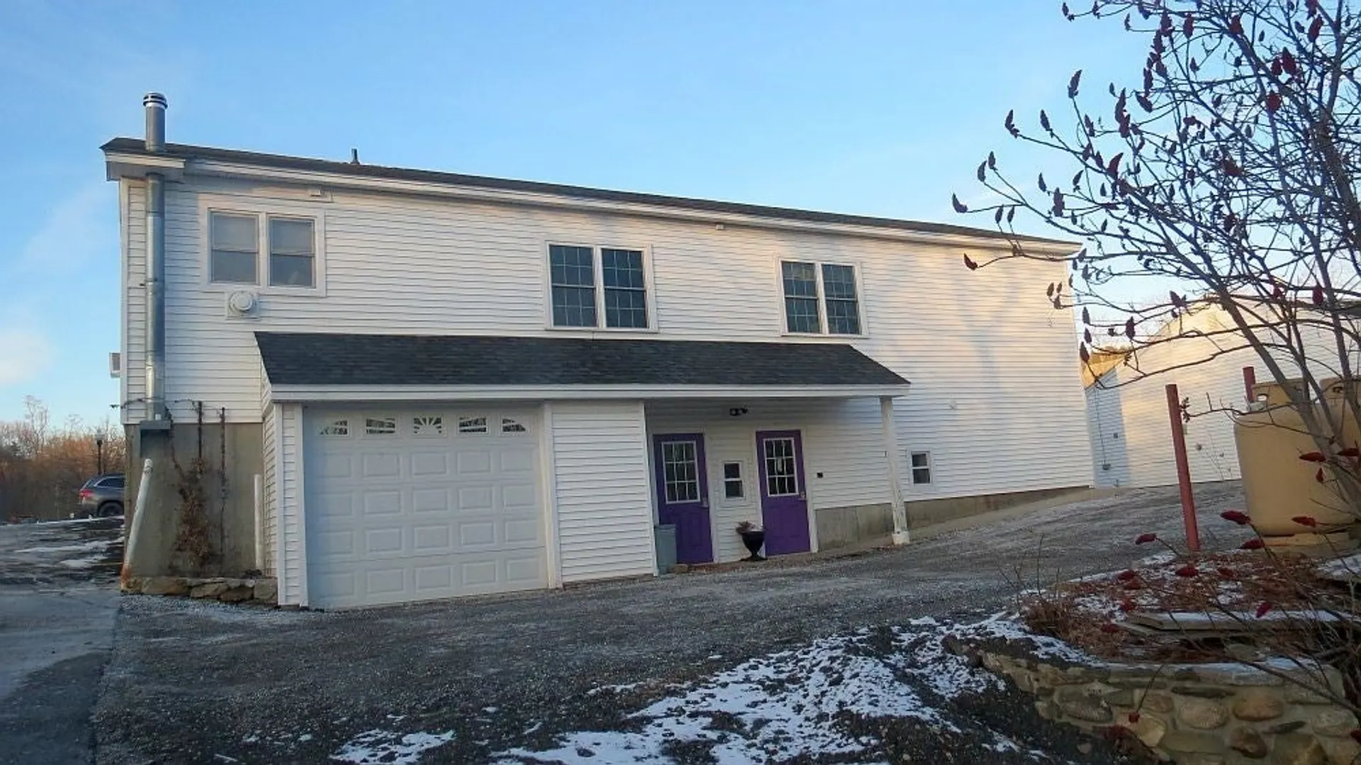 33 Main St Photo 16