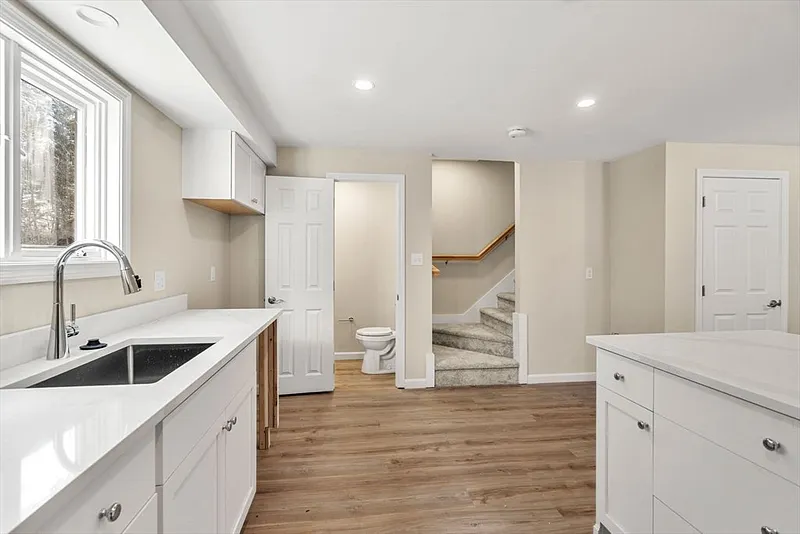 153 Coffin Rd  #10 Photo 22
