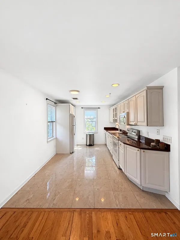 104 Rowayton Avenue  #Rear Bldg 2 Photo 3