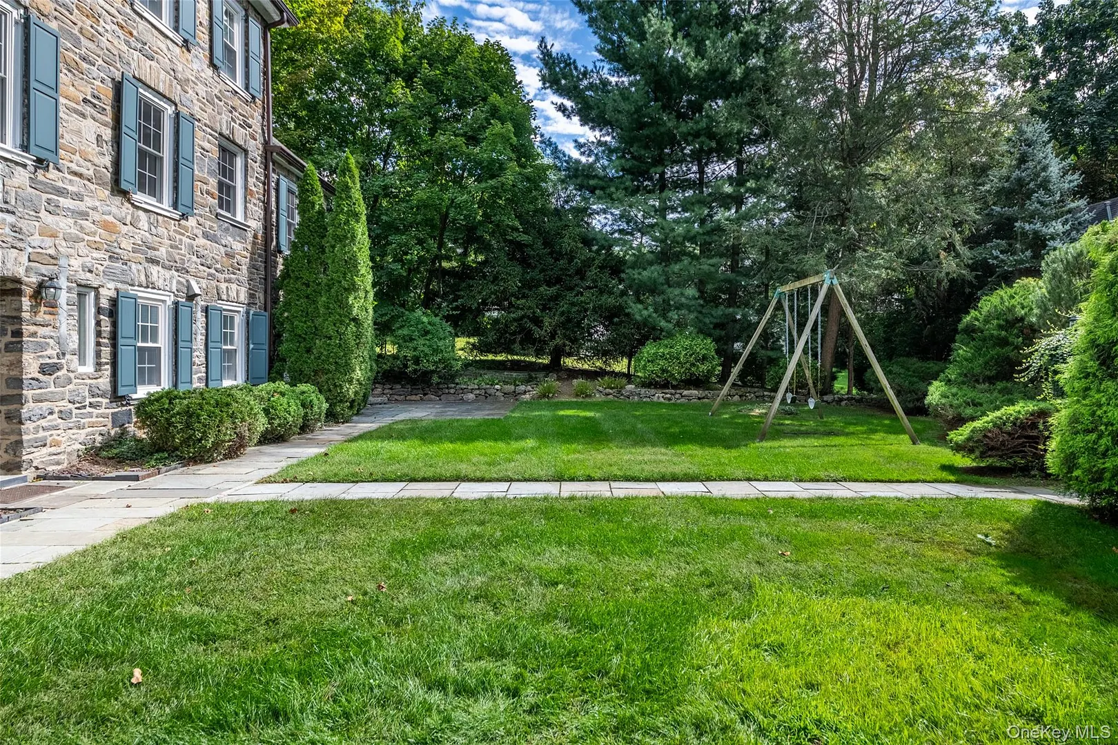 209 Beechmont Drive Photo 39
