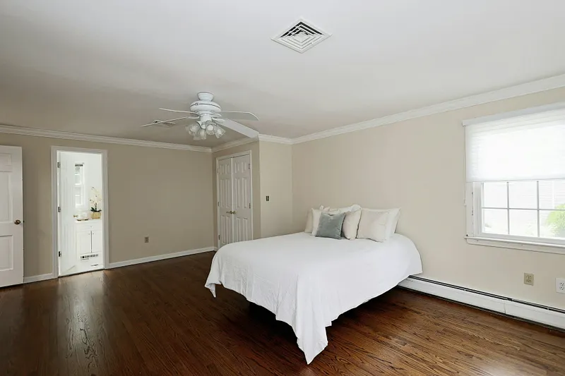 Trumbull Single Family Photo 15