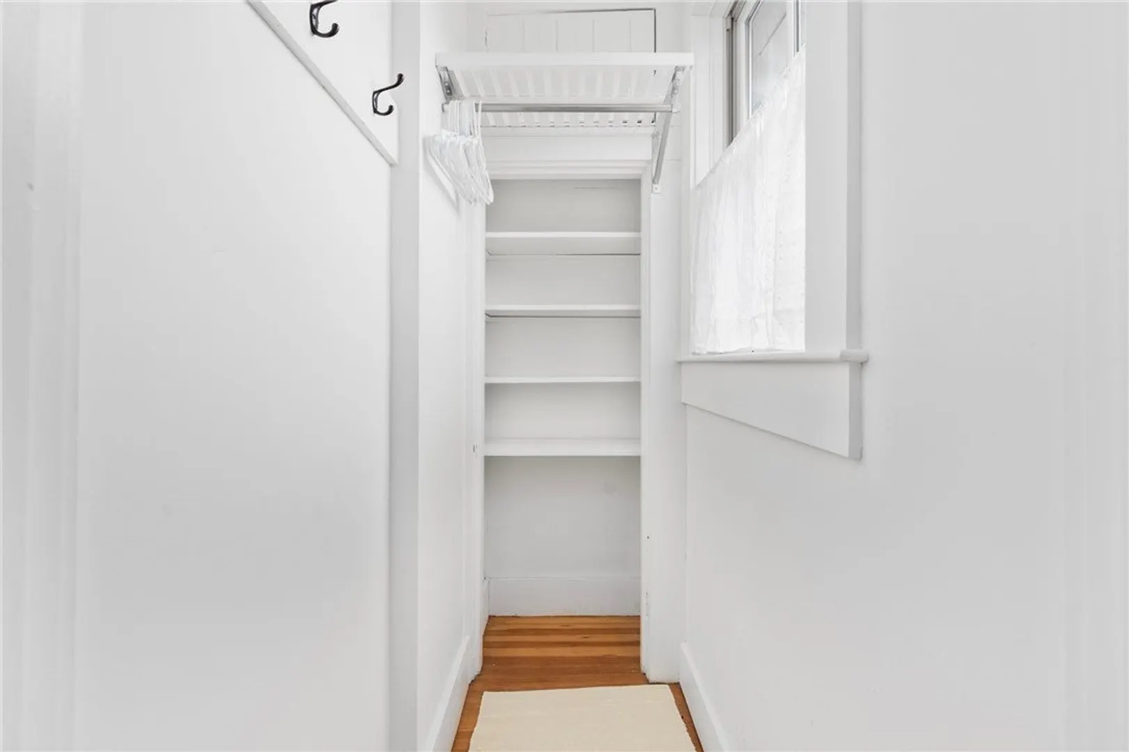 59 Mount Hope Avenue Photo 40
