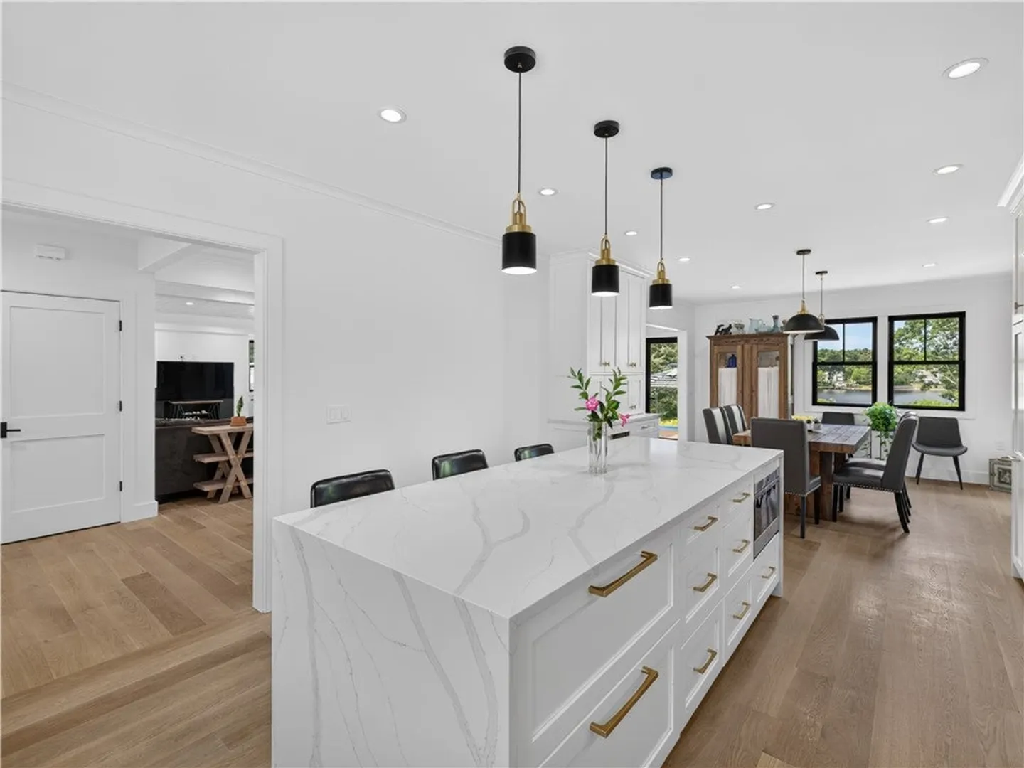 34 Lanphere Road Photo 5