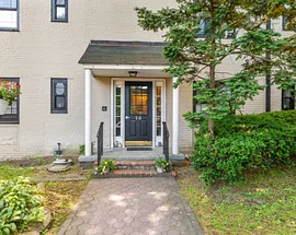 14 Manchester Road  #2L
