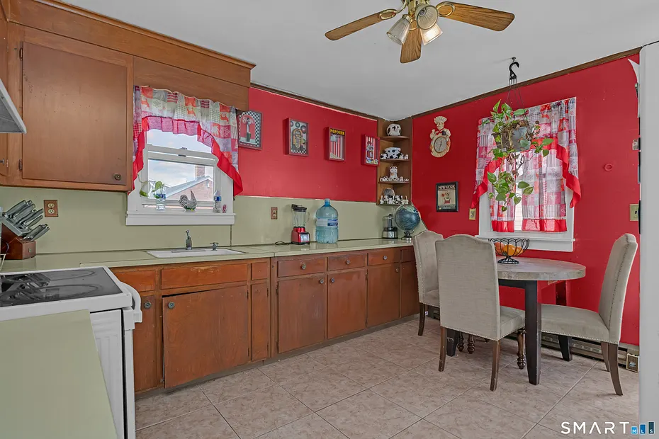 426 Ellis Street Photo 5