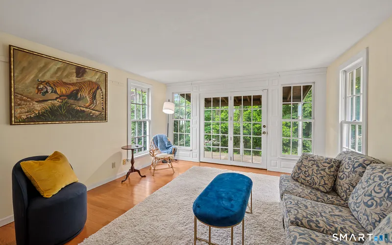 539 Hopewell Road Photo 17