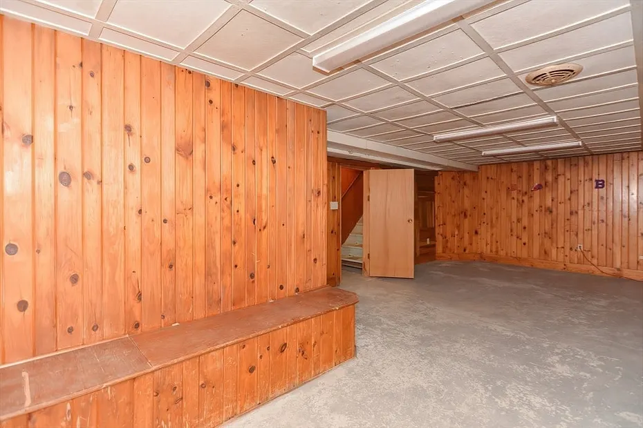 142 Bacon Street Photo 23