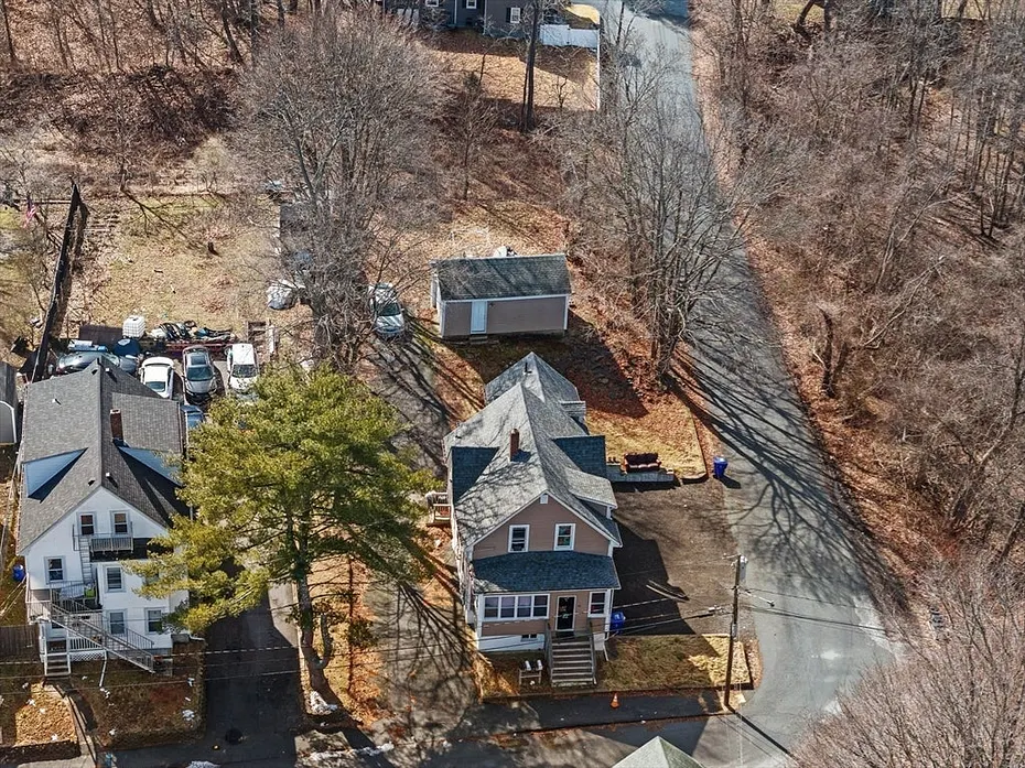 42 Godfrey St Photo 6