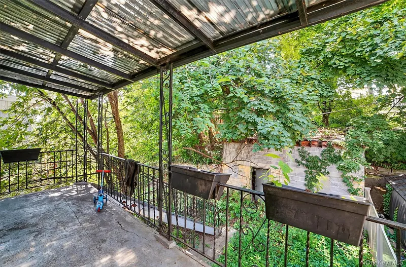 105 Palisade Avenue Photo 30