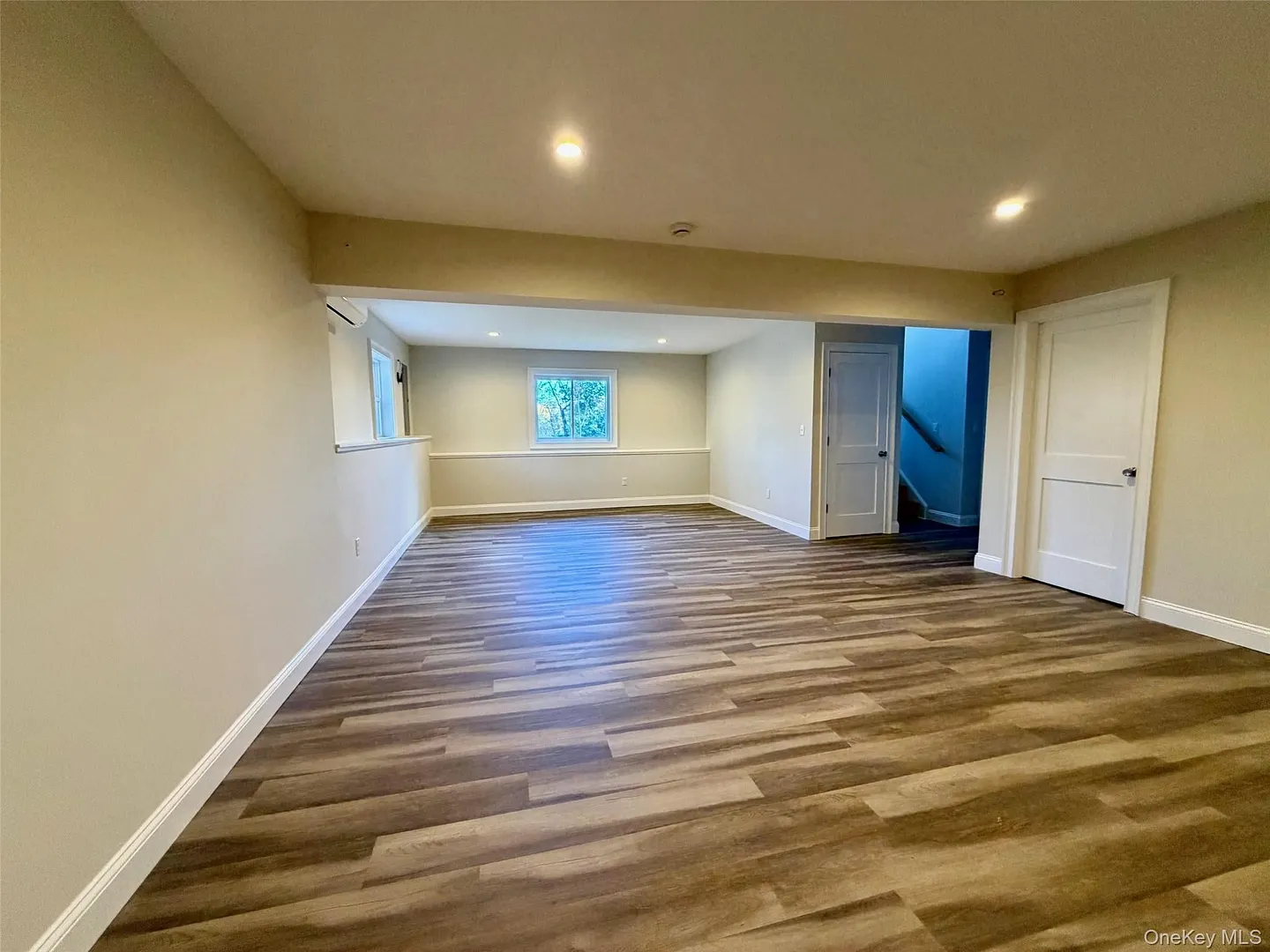 4 Webster Place Photo 15