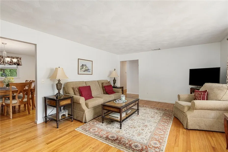 68 Birchwood Drive Photo 20