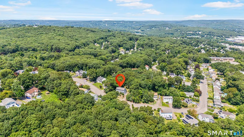 128 Midwood Avenue Photo 35