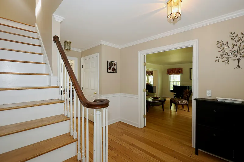 37 Adams Road Photo 6