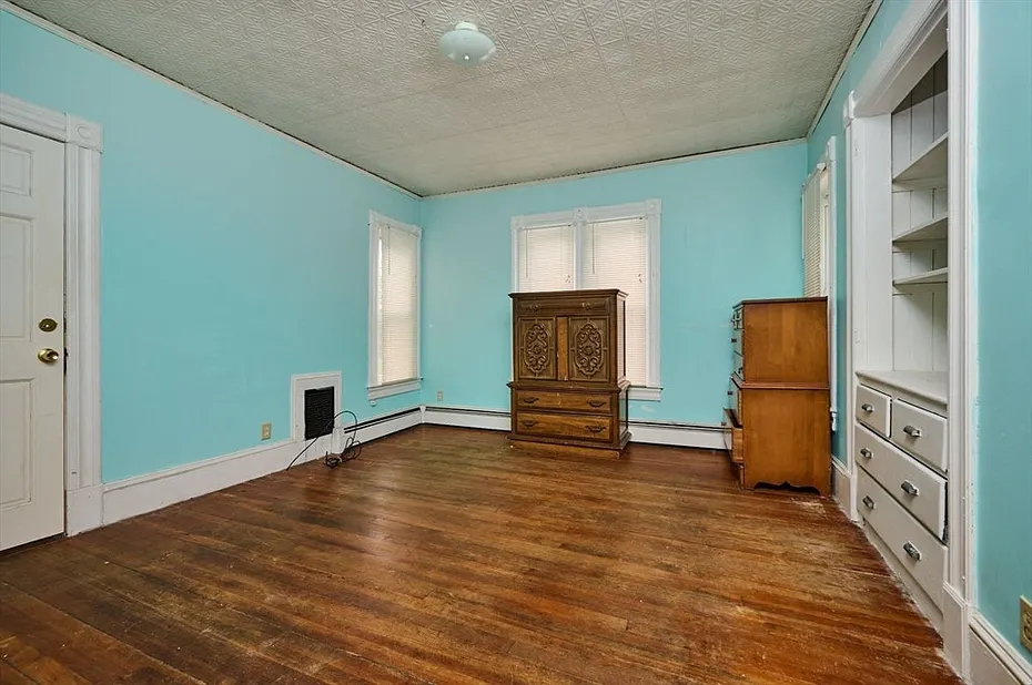 135 School St Photo 11